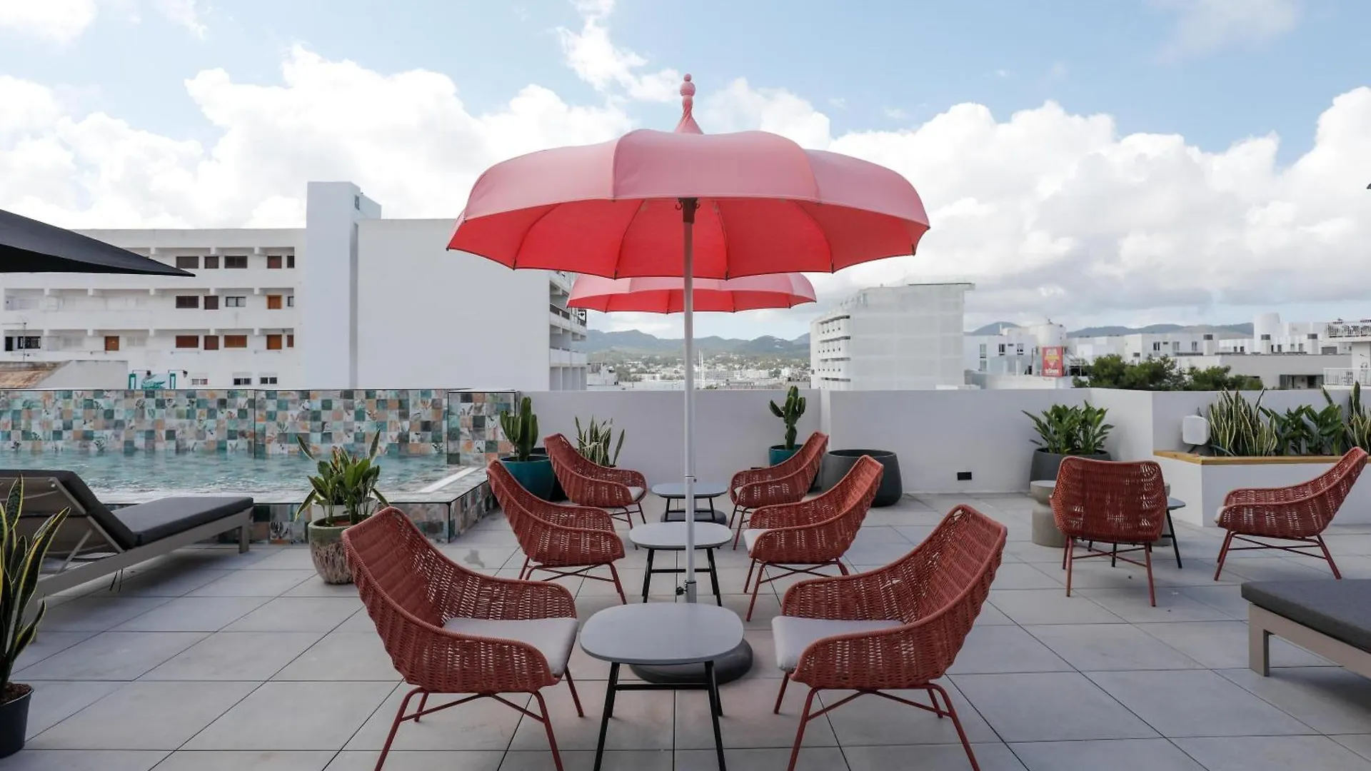 Stic Urban Hotel & Spa San Antonio  4*, San Antonio (Ibiza)